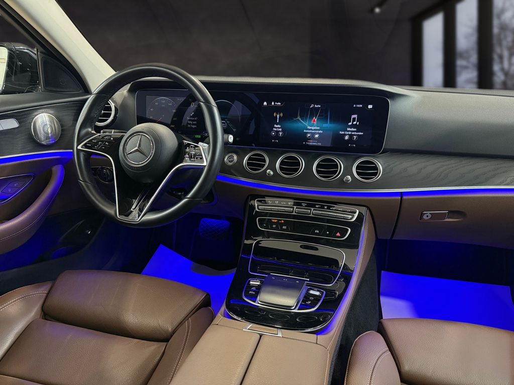 Mercedes-Benz E 300 - Bild 13