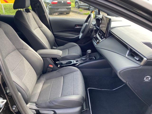 Corolla Touring Sports Teamplayer LED Safety