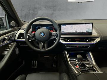 صورة 10 لـ 2026 BMW XM