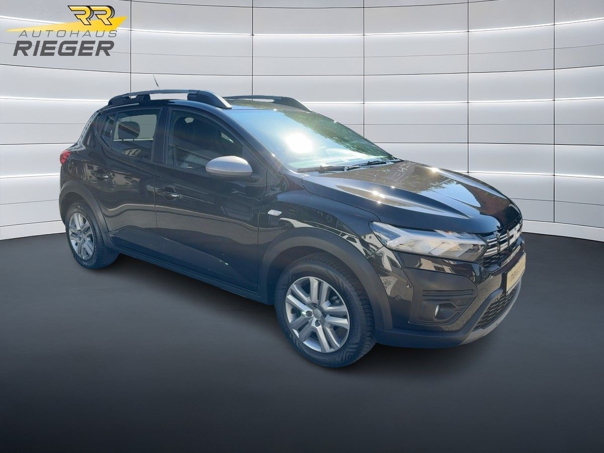 Fahrzeugabbildung Dacia Sandero Stepway Expression TCe 90