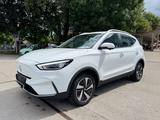MG ZS EV  Maximal Luxury *Große Batterie* - : Geländewagen, Grosse