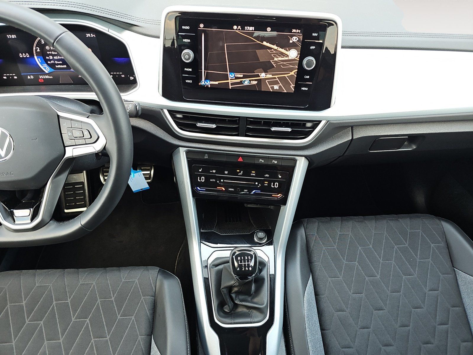 Volkswagen T-Roc - Bild 10