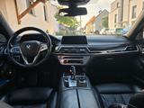 BMW 750i XDrive Exclusive Massage Night Assistant - BMW 750 mit Benzin-Antrieb: Limousine