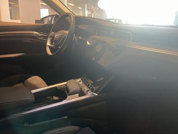 2024 AUDI Q8 E-TRON 缩略图 13