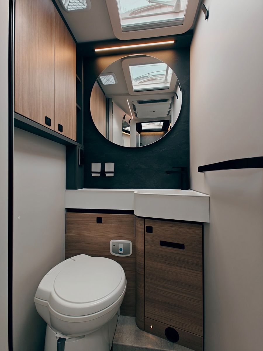 Fahrzeugabbildung HYMER / ERIBA / HYMERCAR B-KLASSE MC T 680 PREMIUM - SOFORT LIEFERBAR!
