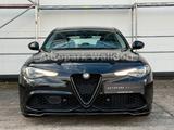 Alfa Romeo Giulia Veloce 2.2 JTDM Q4*4WD*PANO*CARBON*MAXTON - Alfa Romeo: Veloce