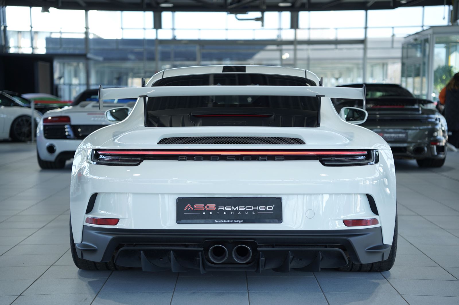 Porsche 992
