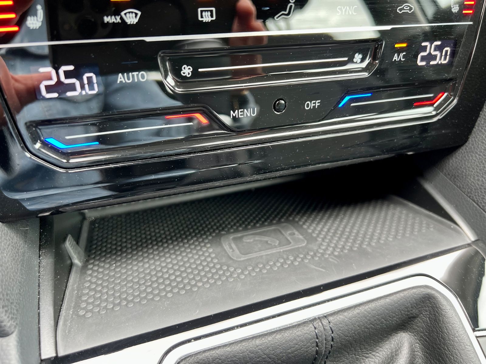 VW Passat Variant Business AAC NAVI SHZ MASSAGE