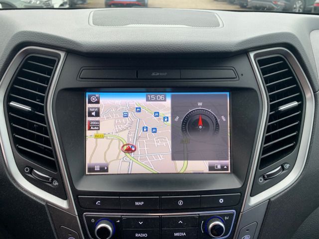 Fahrzeugabbildung Hyundai SANTA FE 2.2 CRDi DPF Style blue 4WD Navi Leder
