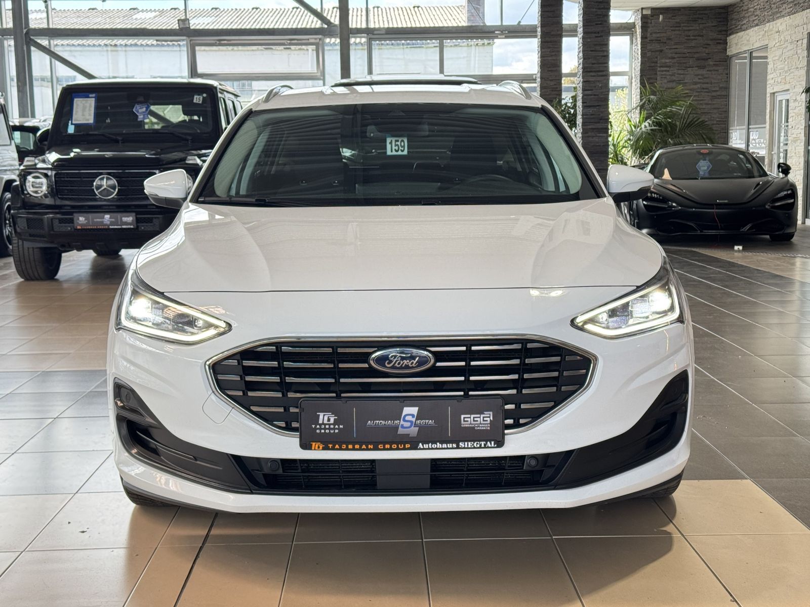Ford Focus Titanium R.Cam Navi BLIS AHK ACC LED SHZ  imagem 2