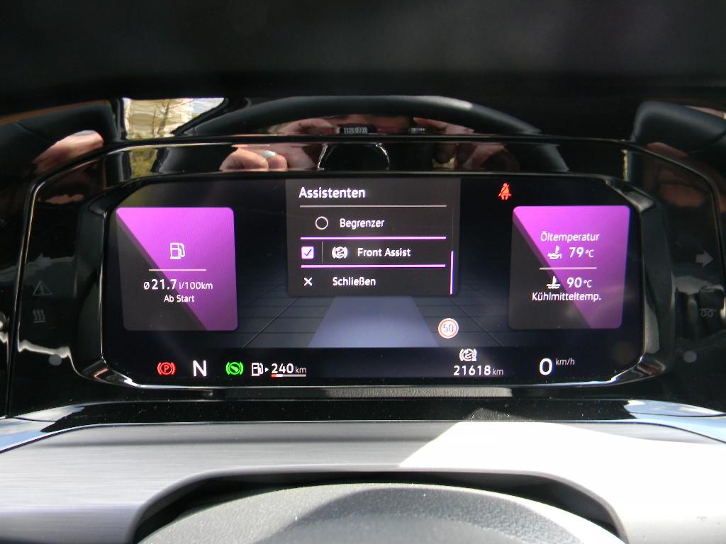 Volkswagen Golf VIII Lim. Style 1,5 eTSI DSG Kamera, миниатюра 25