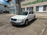 Skoda Octavia Combi 1.9 TDI  vin 607 - Skoda Octavia aus 2007: 1.9