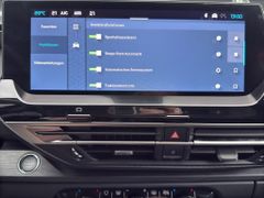 Fahrzeugabbildung Citroën C5 X PureTech 130 EAT8 Plus LEDER NAVI ACC