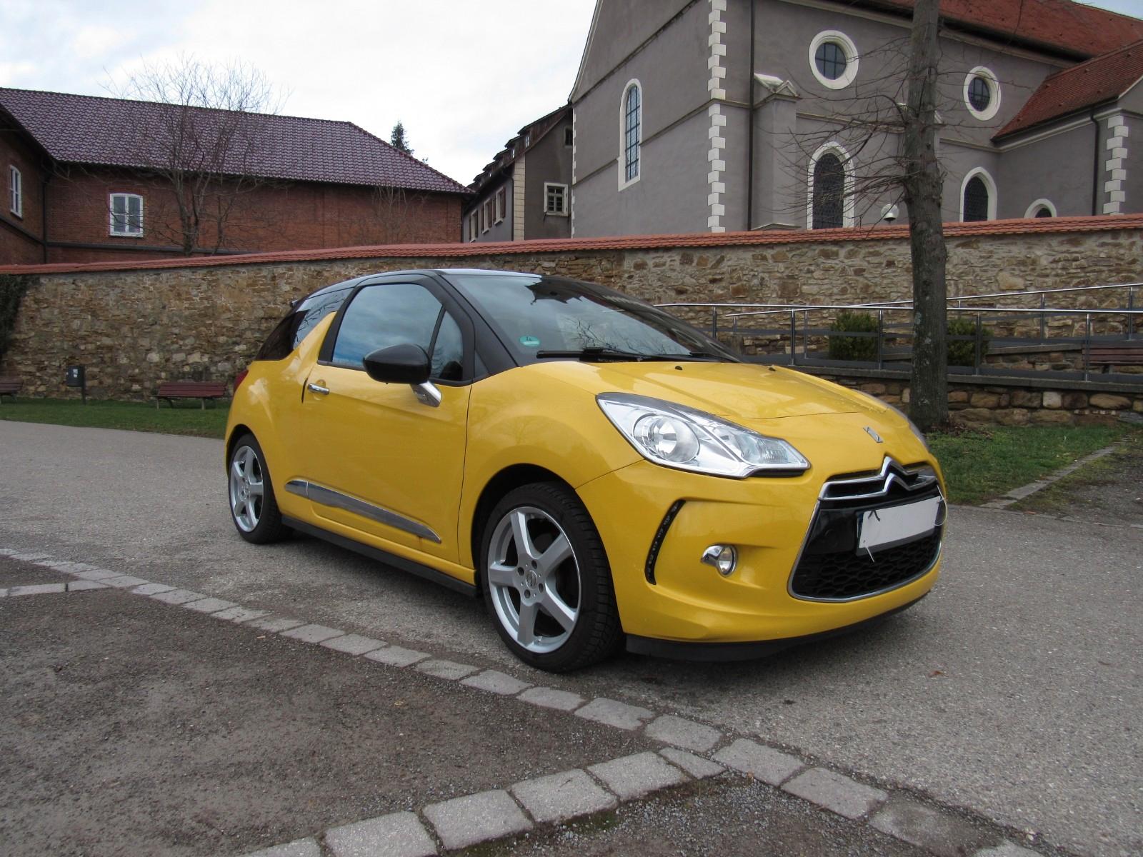 Citroën DS3 SportChic*Leder*Navi*Temp*PDC