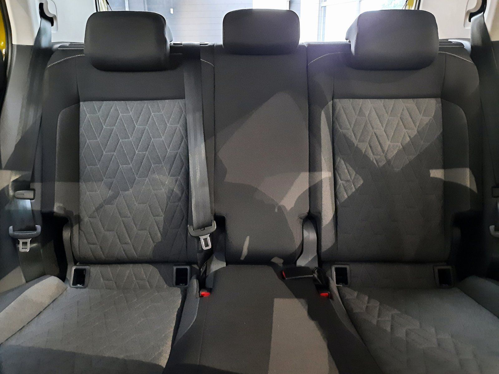 Fahrzeugabbildung Volkswagen T-Cross Life TSI *LED*PDC*ACC*Sitzhzg*App-Conn*