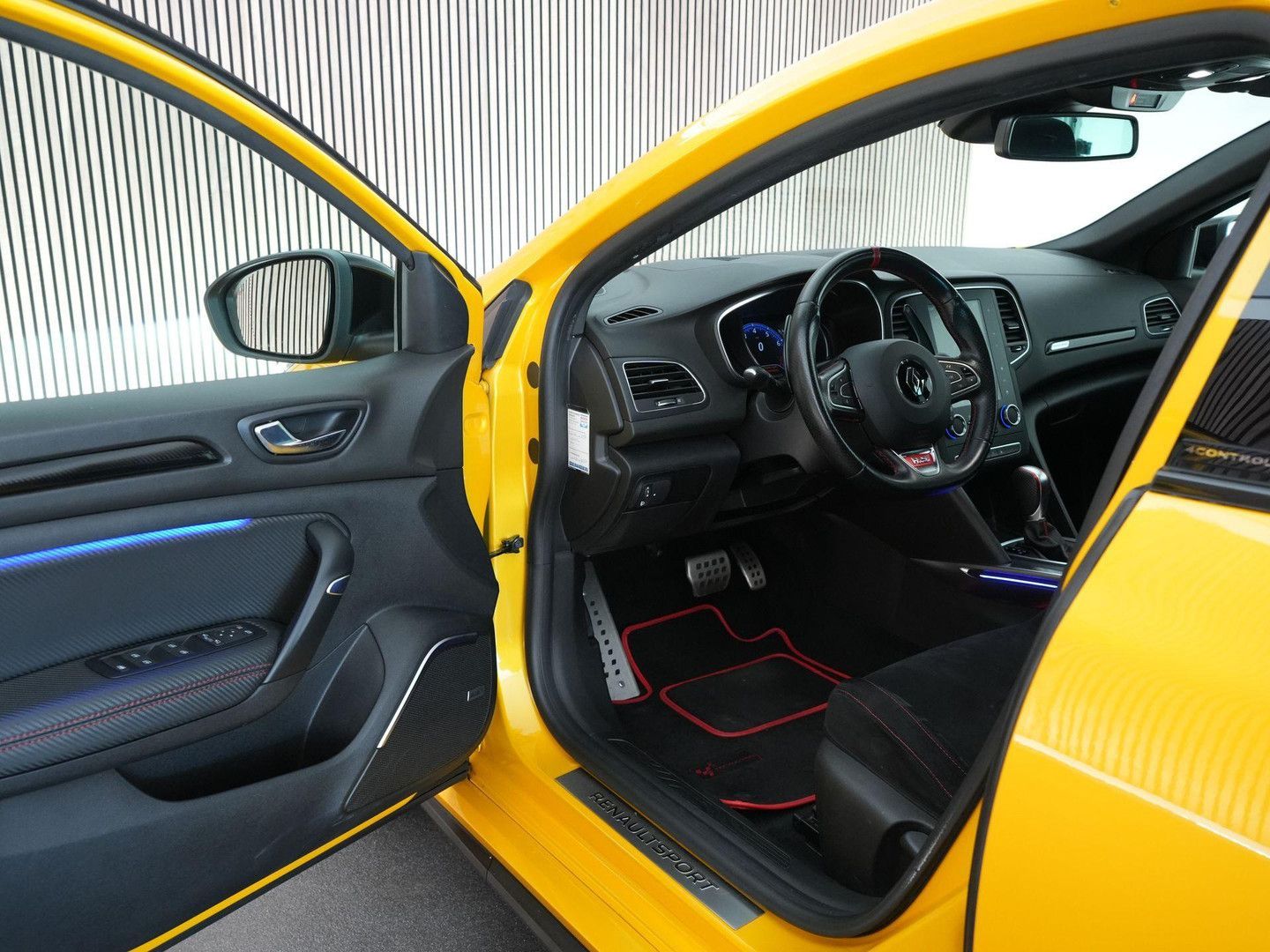 Renault Megane RS Trophy 1.8 300pk TCe |carbon spoiler|R imagem 3