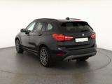 BMW X1 18i Sport Line LED Kamera Sitzheizung AHK PDC - BMW X1 mit Benzin-Antrieb