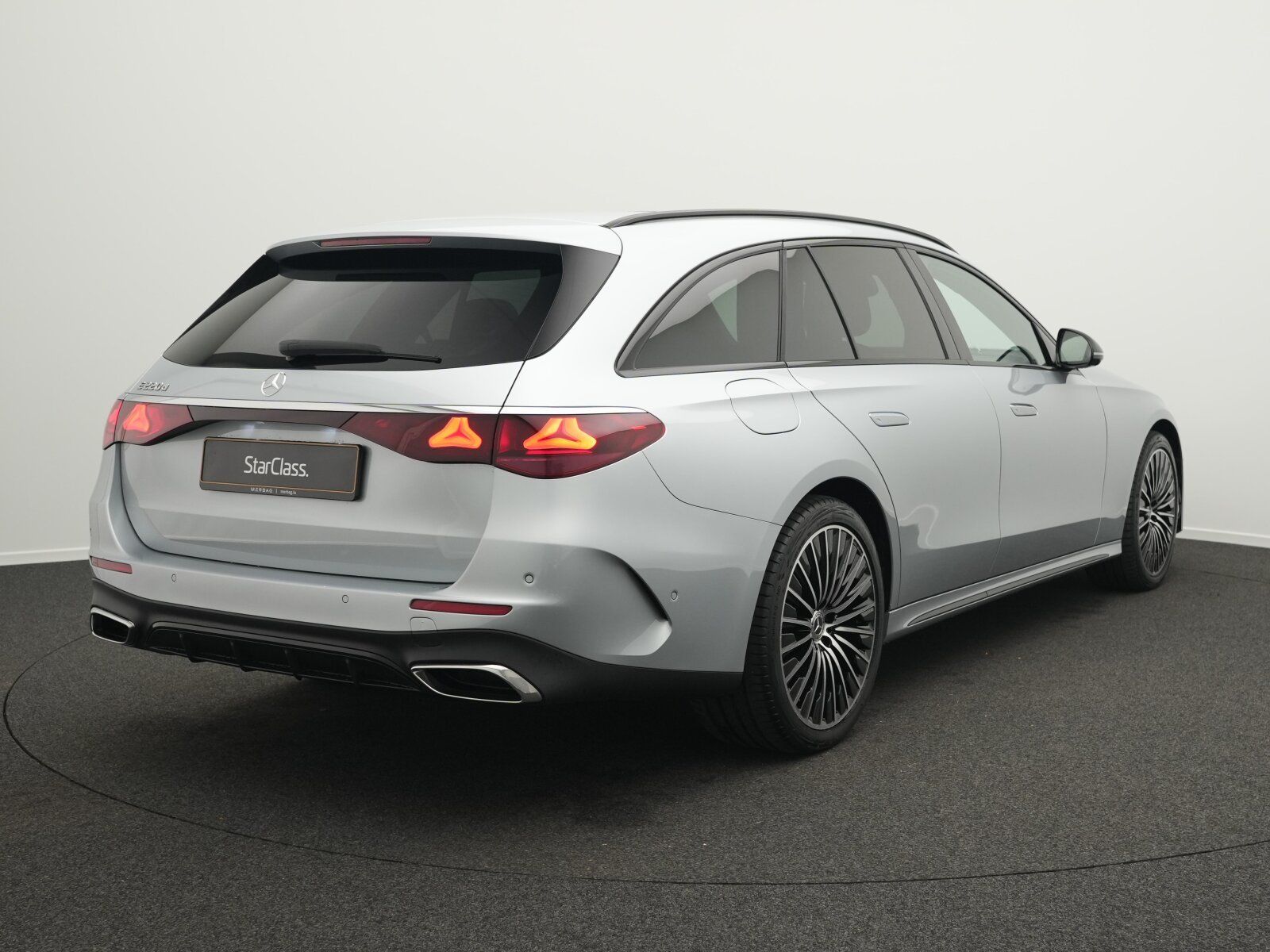 Mercedes-Benz E 220 d T-Modell AMG-Line Premium Plus imagem 3