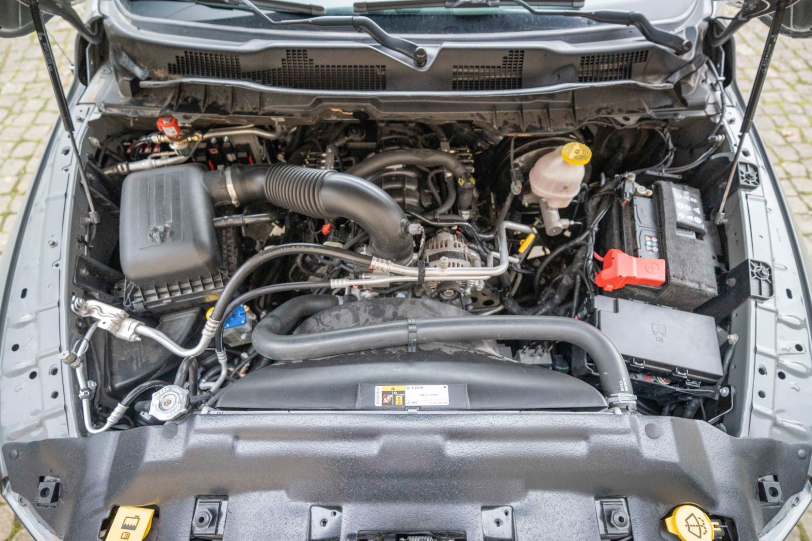 Fahrzeugabbildung Dodge RAM 1500 Classic 5,7L LPG AHK LED NAV KAM ALPINE