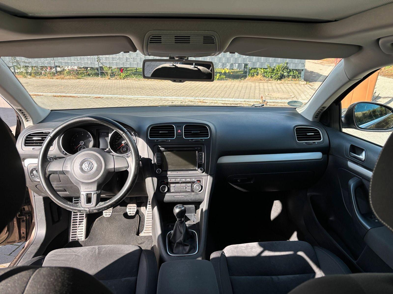 Volkswagen Golf 2012 — photo 6