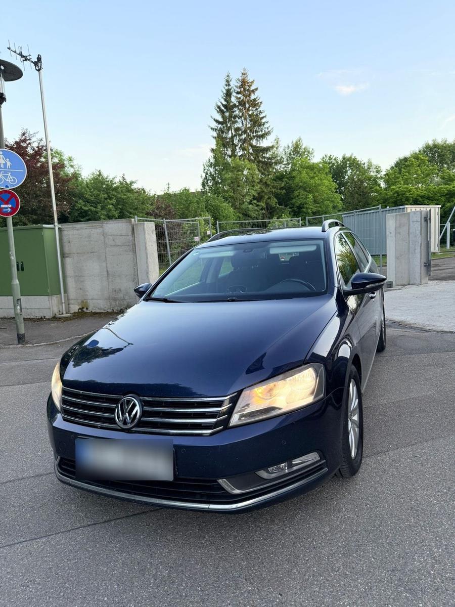 Volkswagen Passat, 2011