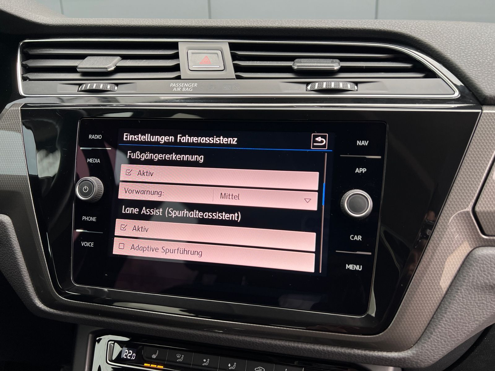 Fahrzeugabbildung Volkswagen Touran JOIN 2.0 TDI DSG *Standheiz,AHK,Navi,ACC*