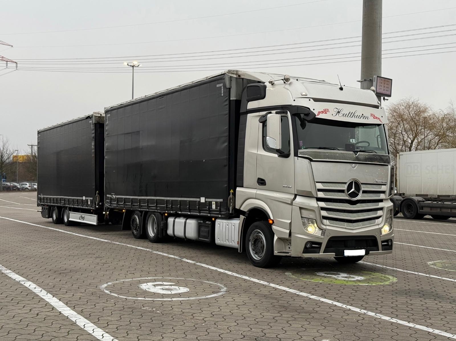 Mercedes-Benz Actros 2548 Big Space Jumbo-Zug 120 m³