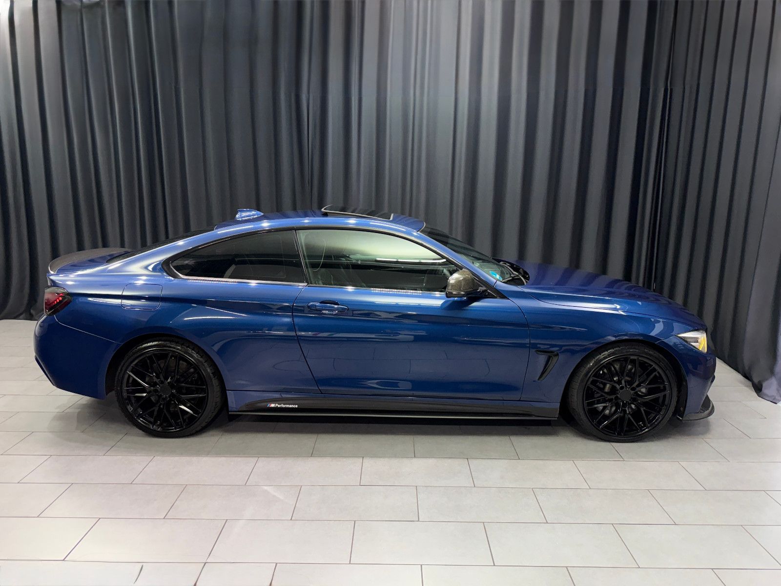 Fahrzeugabbildung BMW 440i Coupe xDrive M Sport |MPPSK|INDIVIDUAL|H/K|