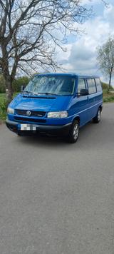 Volkswagen T4 Caravelle 2,5-l-Diesel TDI 75kW Standard - Volkswagen aus 2003: Caravelle