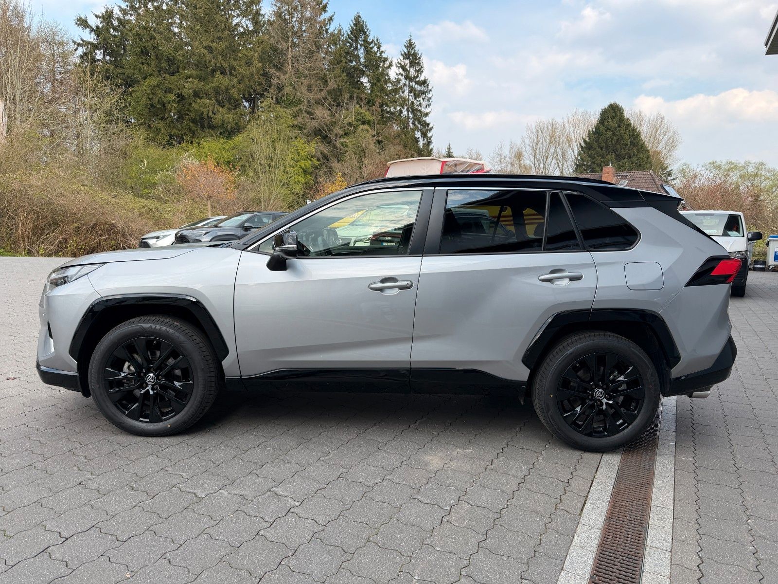 Toyota RAV 4 2.5 Hybrid 4x2 Style VOLL JBL 360° LEDER foto 4