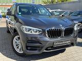 BMW X3 xDrive 30 e Advantage LED HeadUP AHK - BMW X3 ADVANTAGE mit Hybrid-Antrieb (Benzin/Elektro)