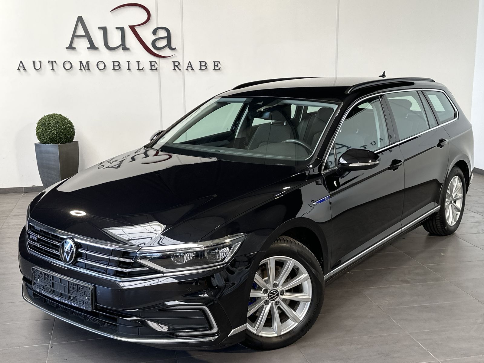Fahrzeugabbildung Volkswagen Passat Variant GTE NAV+IQ-LIGHT+AHK+KAMERA+17ZO