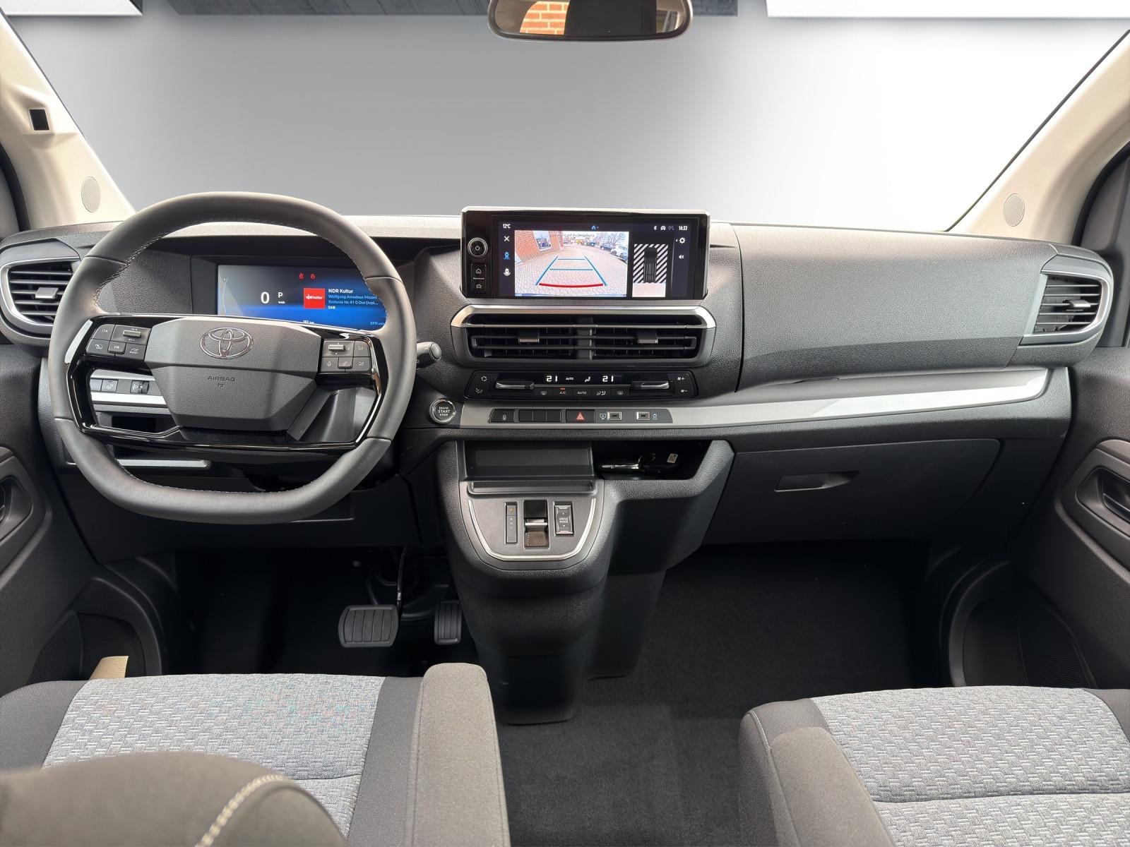Toyota Proace Verso 2,2D-4D  L1 Teamplayer Automatik