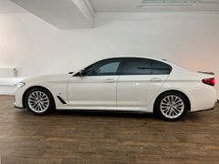 BMW 520i / M-PAKET EXCLUSIVE / 2.HD / NUR 53.tKM / BMW 520i / M-PAKET EXCLUSIVE / 2.HD / NUR 53.tKM /
