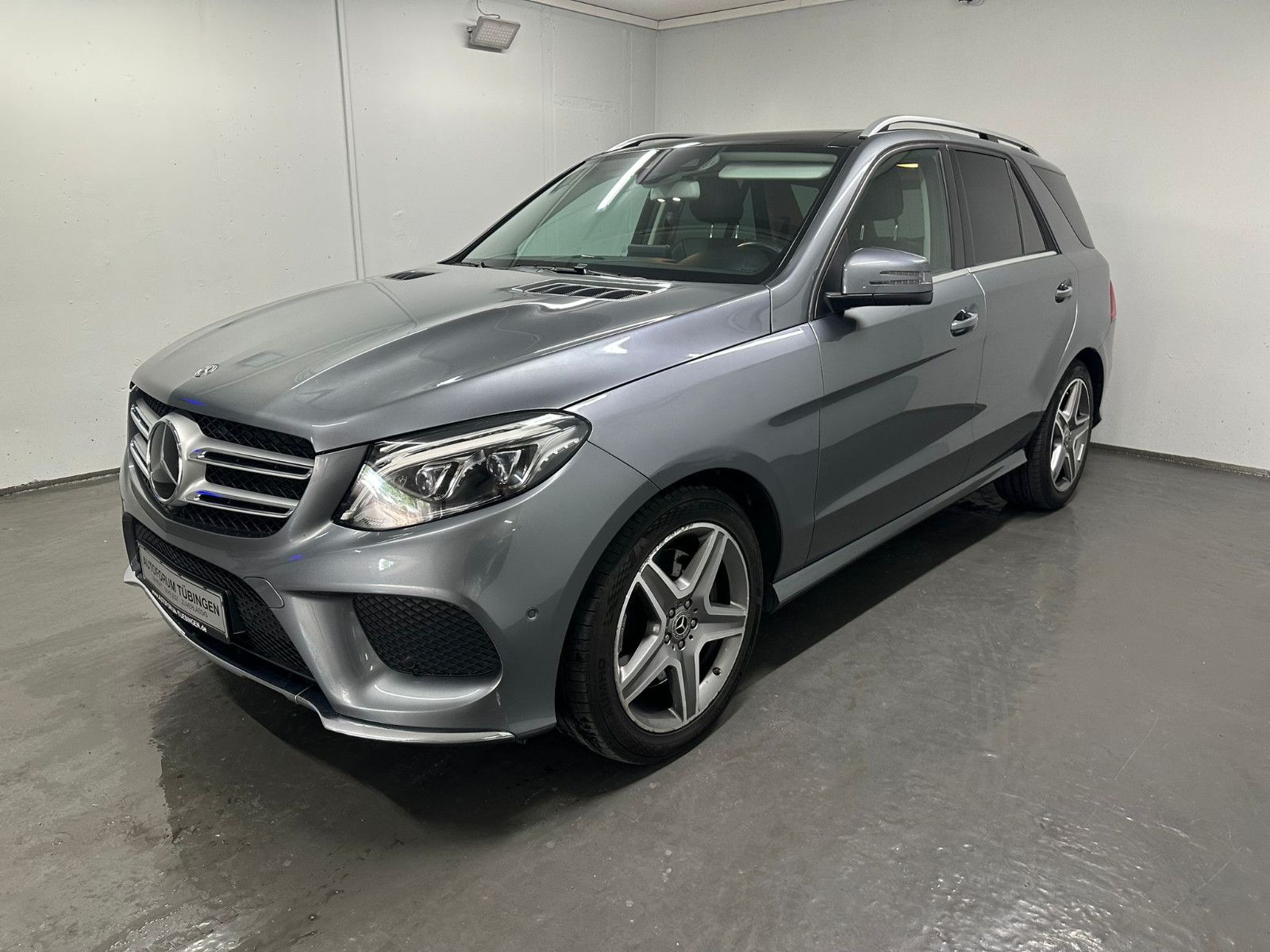 Fahrzeugabbildung Mercedes-Benz GLE 500 4MATIC AMG*PANO*360*SDH*DISTRO*AHK*
