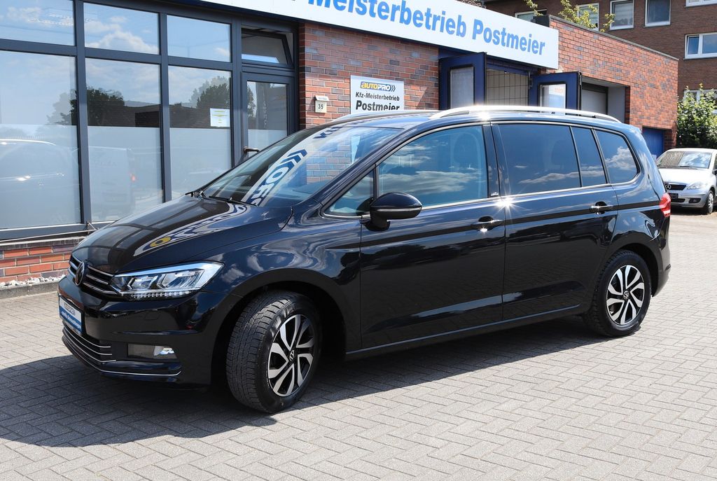 Image of Volkswagen Touran