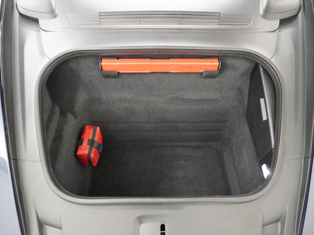Porsche 992 Cabrio 3.0 Carrera S Sport Design | Sport Ch