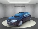 Volkswagen PASSAT°VARIANT°AHK°TEMPOMAT°SITZHEIZUNG°PDC-V&H° - gebrauchte VW Passat Variant aus dem Jahr 2009