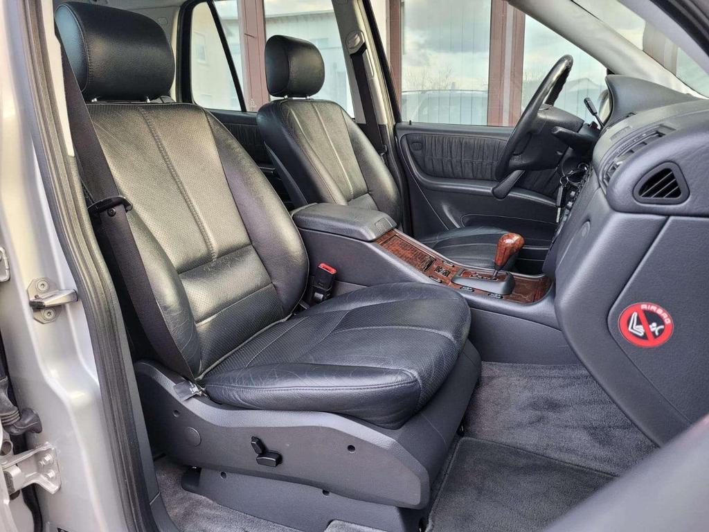 Mercedes-Benz ML 500