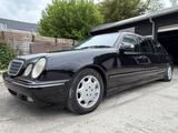 Mercedes-Benz E 280 Original BINZ Stretchlimousine - : Limousine, Stretch