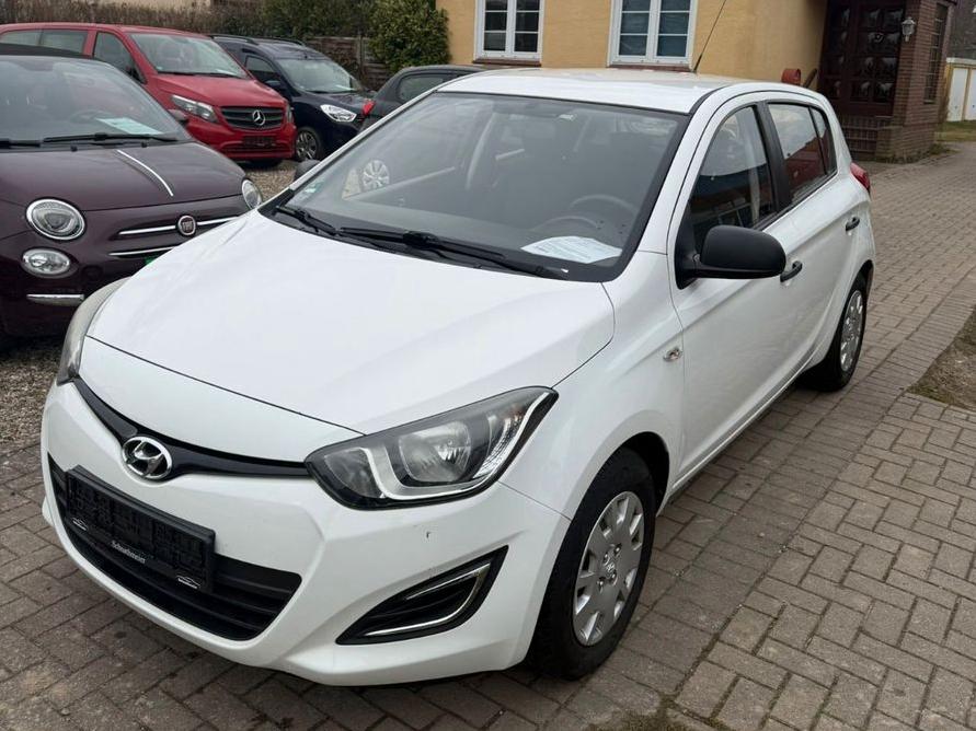 Hyundai i20 FIFA World Cup Edition 5 TÜREN  HU 10/27