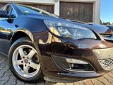 Opel Astra J Sports Tourer/1.Hand/Scheckheft/Tempomat - gebrauchte Opel Astra aus dem Jahr 2014