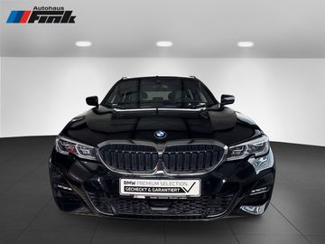 BMW 320i A