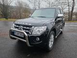 Mitsubishi Pajero 3,2 DI-D 4WD Edition 30 Automatik Edi... - Mitsubishi Pajero: 3.2