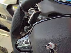Fahrzeugabbildung Peugeot 5008 GT BlueHDI 130 EAT8 Panoramadach, 7-Sitzer