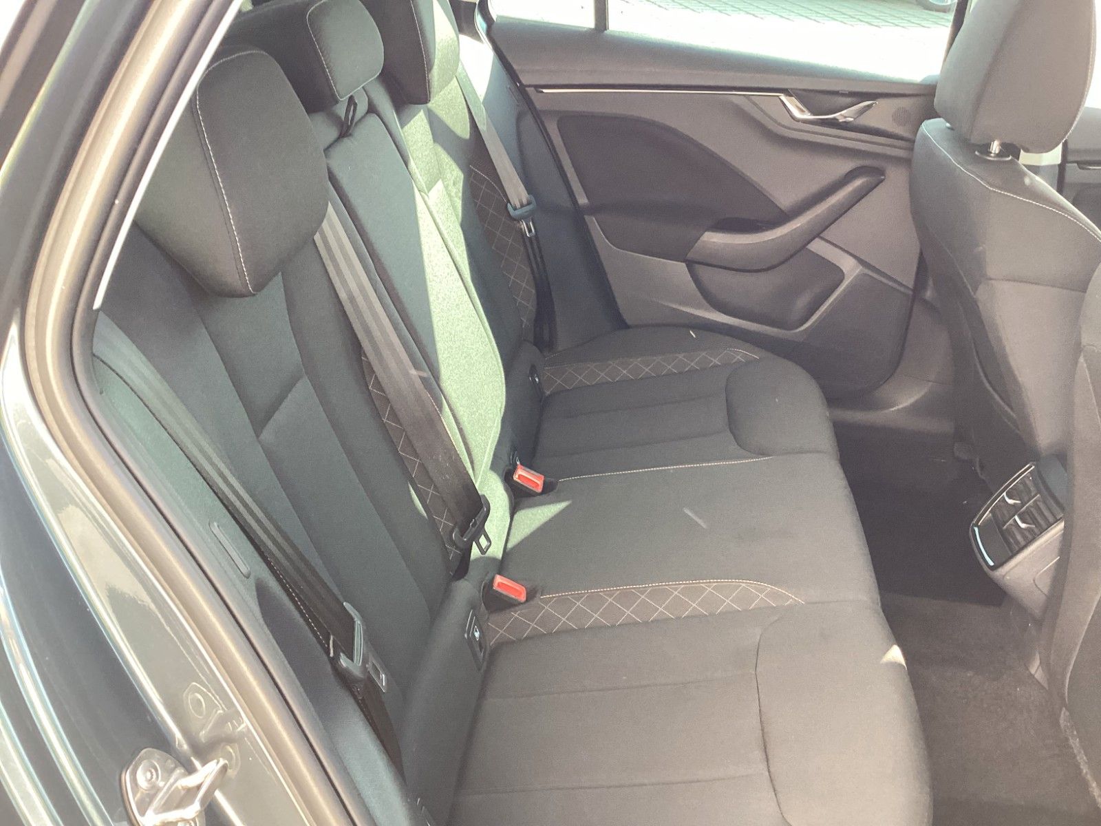 Fahrzeugabbildung SKODA Scala Drive 125 1.0TSI 85 KW