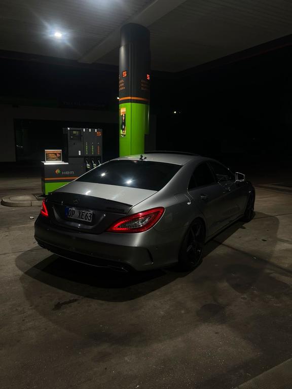 Mercedes-Benz CLS 500