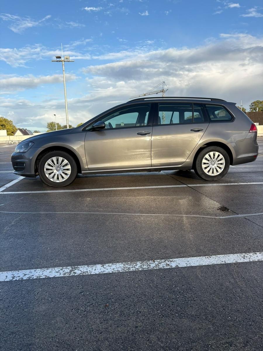 Volkswagen Golf 2014 — engine 105 HP (77kW)