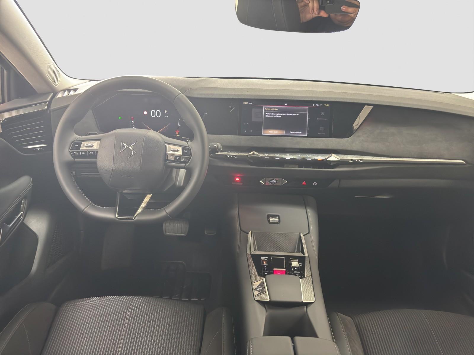 DS Automobiles DS 4 Édition France 130BlueHDI + AHK + Navi + Ma
