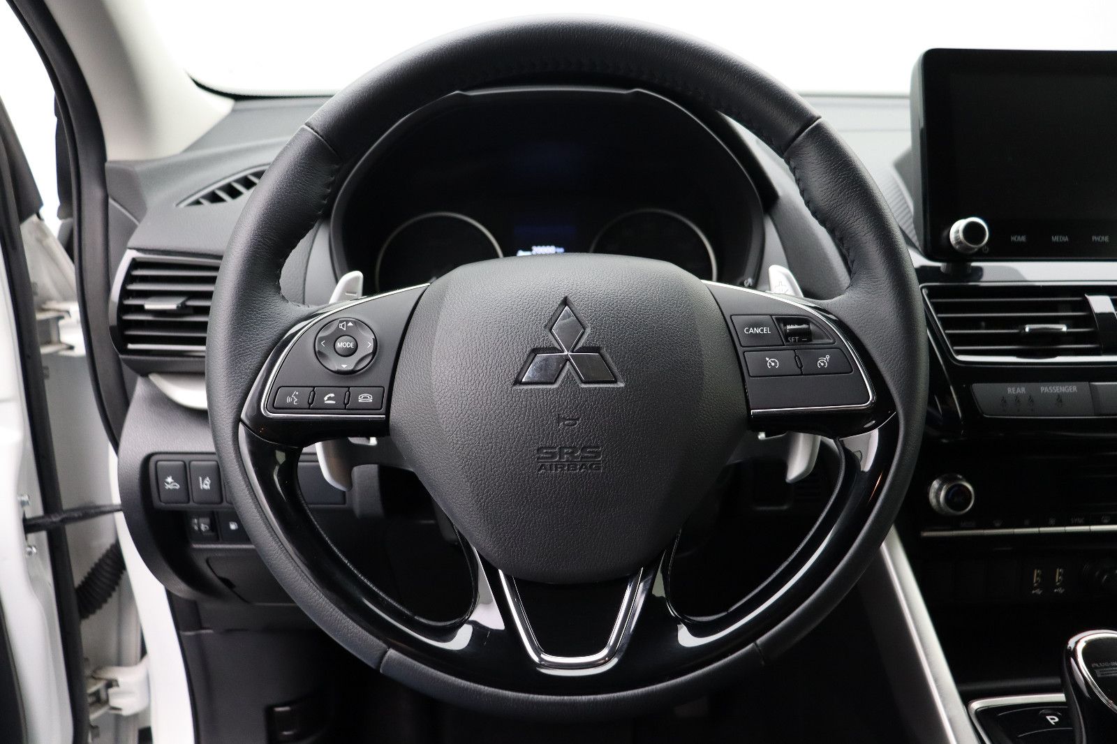 Fahrzeugabbildung Mitsubishi Eclipse Cross 2.4 Basis Hybrid 4WD